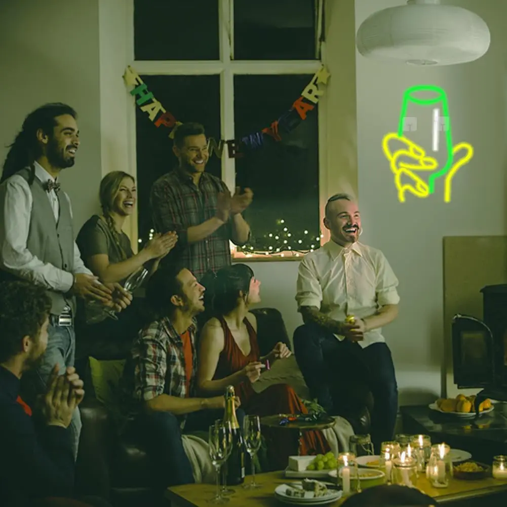 Wine Glass in Hand LED Neon Si - Party Games Shop reseña y precio